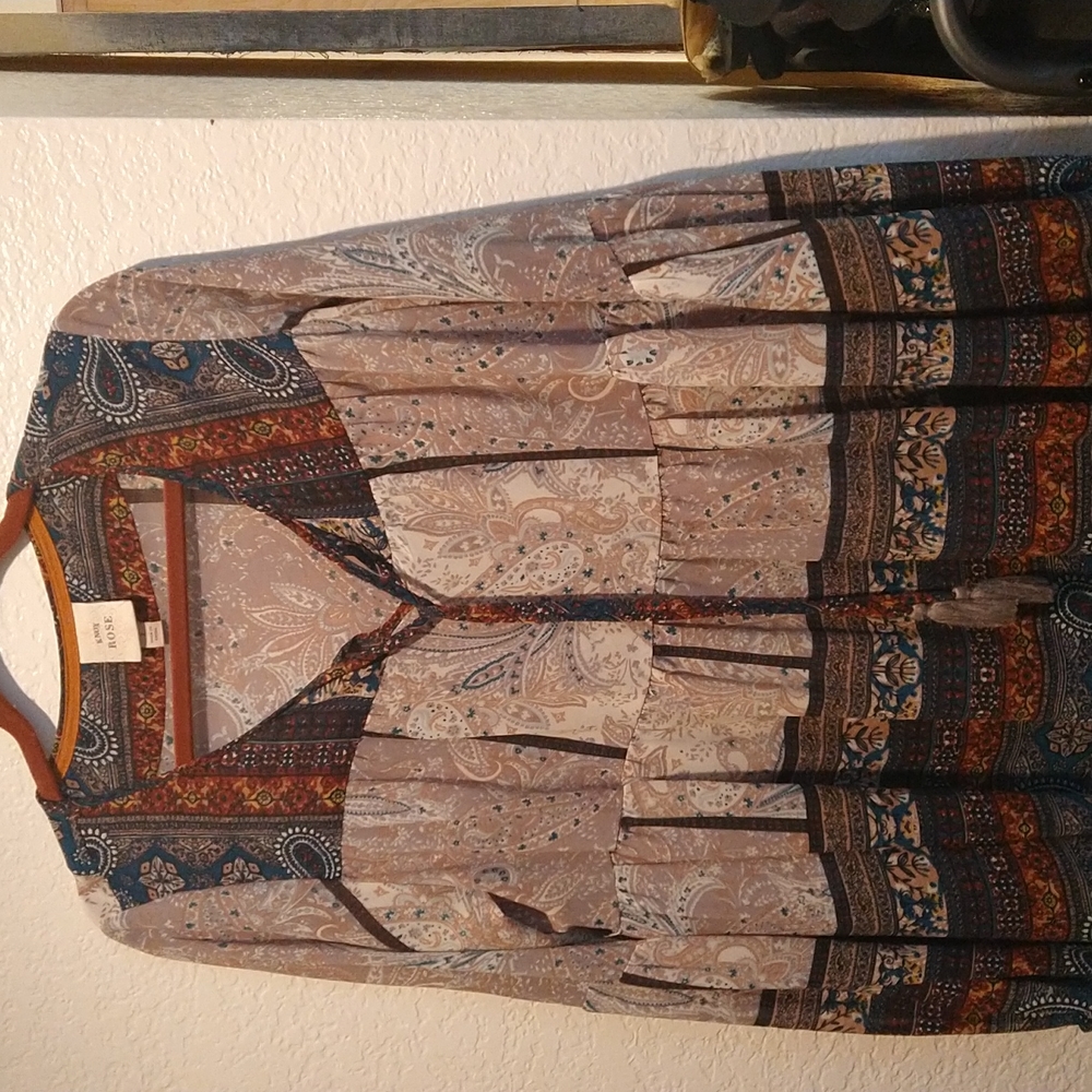 Beautiful multi color Knox Rose shirt